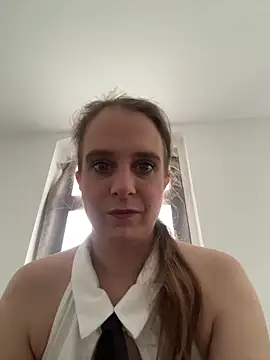LadyChantale online show from June 17, 5:51 am