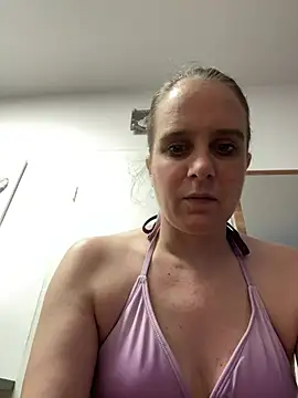 LadyChantale online show from May 6, 6:28 am