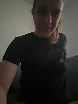 LadyChantale online show from June 1, 5:29 am