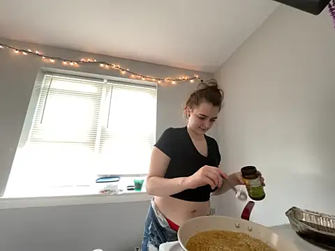 Snowbunnycake 131 online show from July 18, 3:09 pm