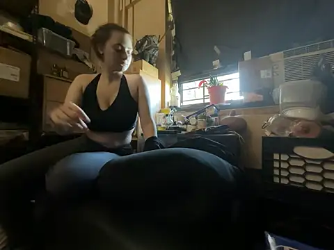 Snowbunnycake 131 online show from June 15, 11:04 pm