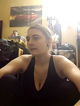 Snowbunnycake 131 online show from May 7, 2:42 pm