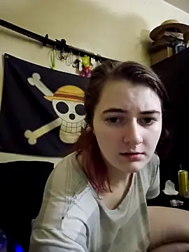 Snapshot of Snowbunnycake_131 chatting on September 24, 12:40 am Snowbunnycake 131 online show from September 24, 12:40 am