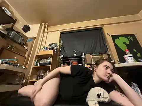 Snowbunnycake 131 online show from June 25, 4:32 am