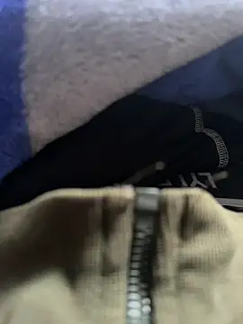 bigdiiiickkk online show from January 15, 4:32 pm