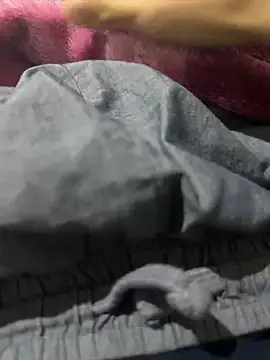 Snapshot of bigdiiiickkk chatting on March 3, 1:34 am bigdiiiickkk online show from March 3, 1:34 am