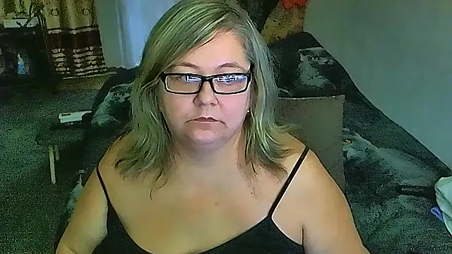 sex2 online show from October 10, 8:37 am