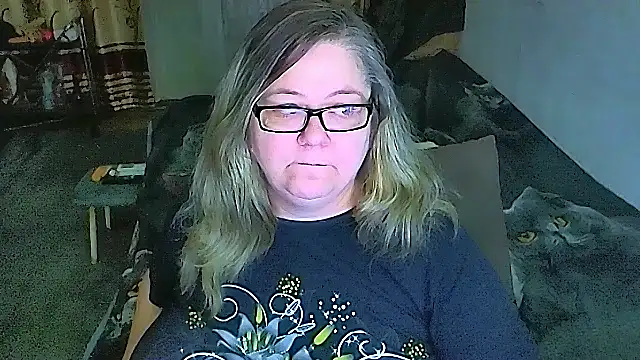 sex2 online show from May 10, 11:39 pm