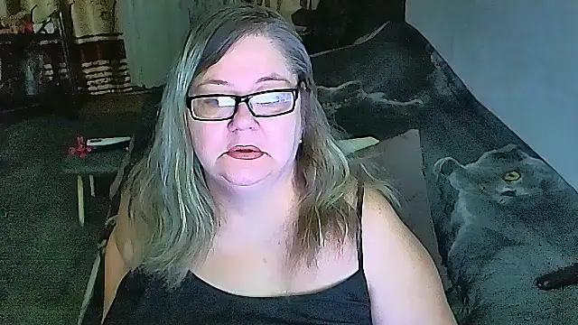 sex2 online show from April 6, 9:05 pm