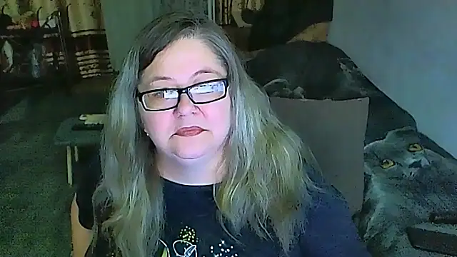 sex2 online show from May 13, 8:05 pm