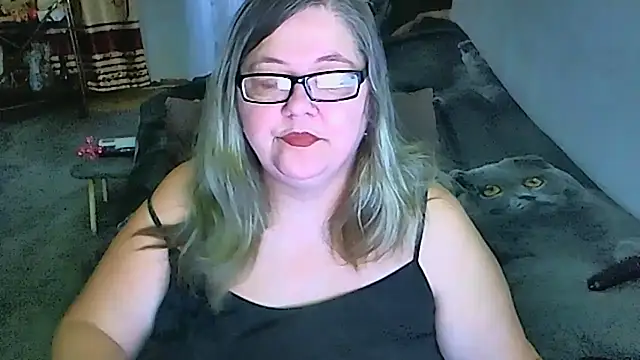 sex2 online show from April 7, 11:28 pm