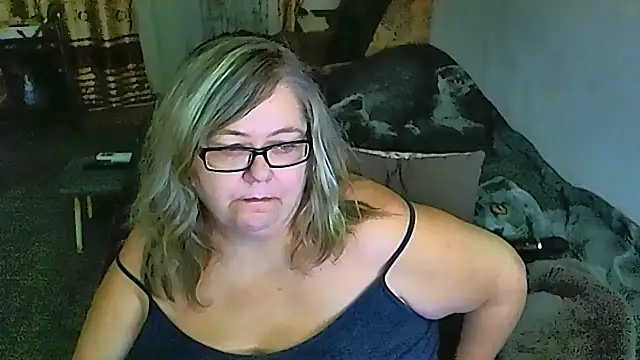 sex2 online show from November 21, 9:52 am