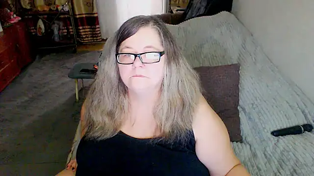 Snapshot of sex2 chatting on June 20, 12:37 am sex2 online show from June 20, 12:37 am