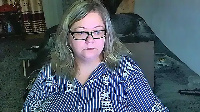 sex2 online show from November 6, 10:03 pm