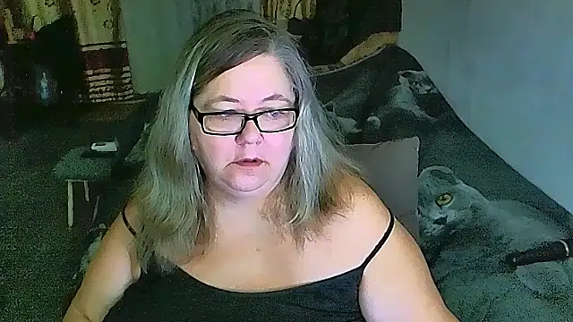 sex2 online show from February 17, 10:51 pm