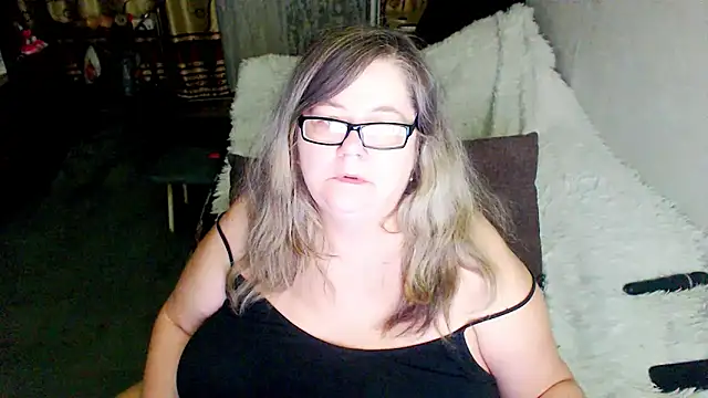 Snapshot of sex2 chatting on June 12, 6:05 pm sex2 online show from June 12, 6:05 pm