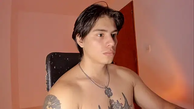 Giordano Russo online show from December 19, 6:54 pm
