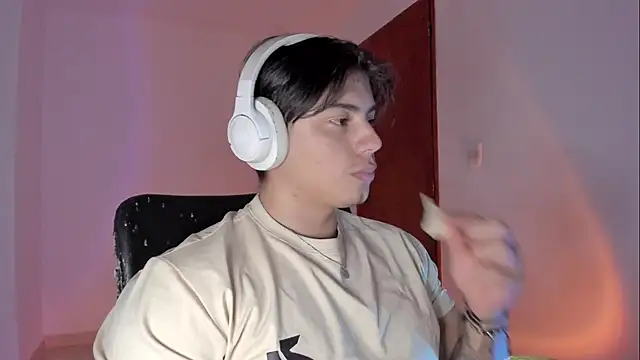 Giordano Russo online show from February 26, 10:10 pm