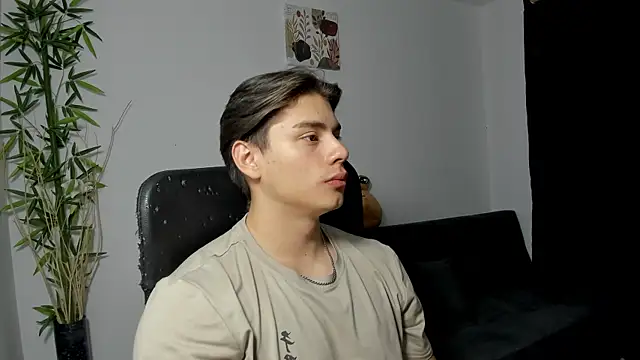 Giordano Russo online show from February 9, 12:39 am
