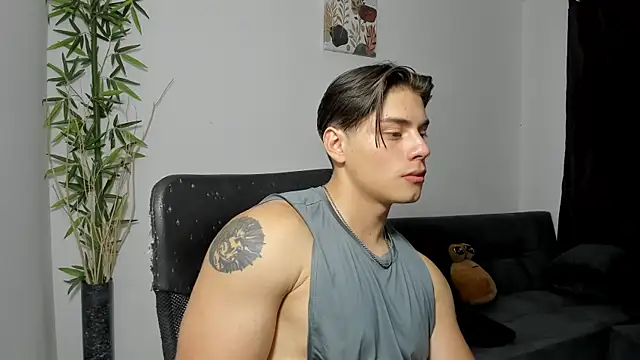 Giordano Russo online show from February 26, 10:15 pm