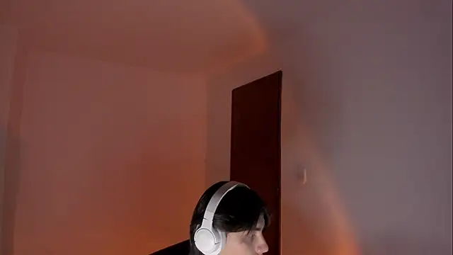 Giordano Russo online show from December 17, 10:26 pm