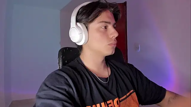 Giordano Russo online show from October 24, 9:25 pm