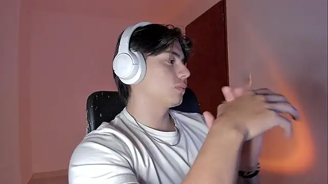 Giordano Russo online show from October 28, 4:13 am