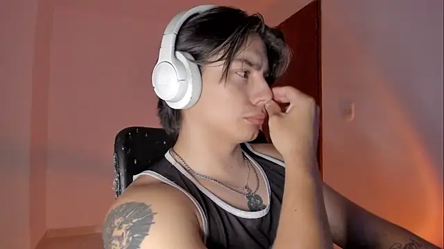 Giordano Russo online show from December 15, 2:50 am