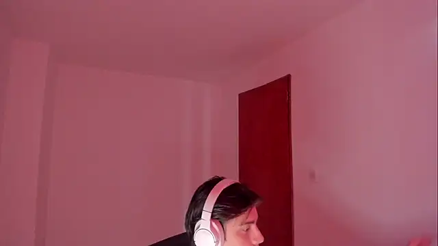 Giordano Russo online show from November 5, 8:23 pm