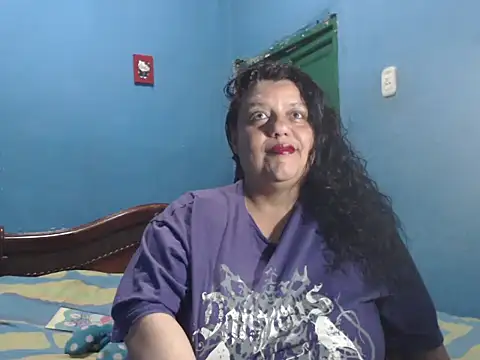 Snapshot of Lauren_baby chatting on December 17, 6:46 pm Lauren baby online show from December 17, 6:46 pm