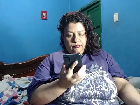 Lauren baby online show from May 21, 9:45 pm