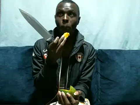 reezly online show from February 5, 1:47 am