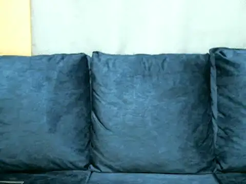 reezly online show from December 1, 11:53 pm