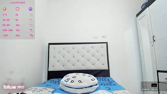 CuteLatinaxx online show from November 5, 3:04 pm