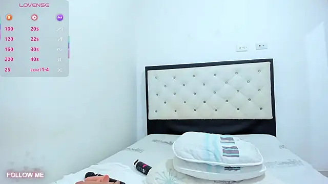 CuteLatinaxx online show from February 13, 2:17 pm