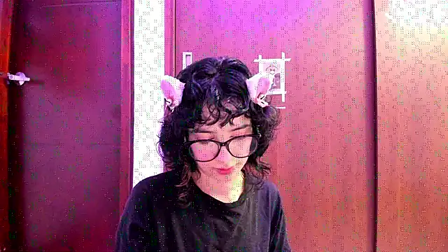  Lunnaa  online show from November 7, 12:26 am