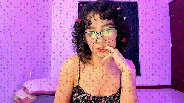  Lunnaa  online show from November 14, 11:41 pm