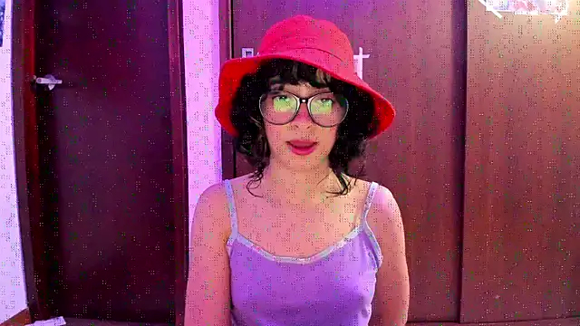  Lunnaa  online show from October 12, 12:01 am