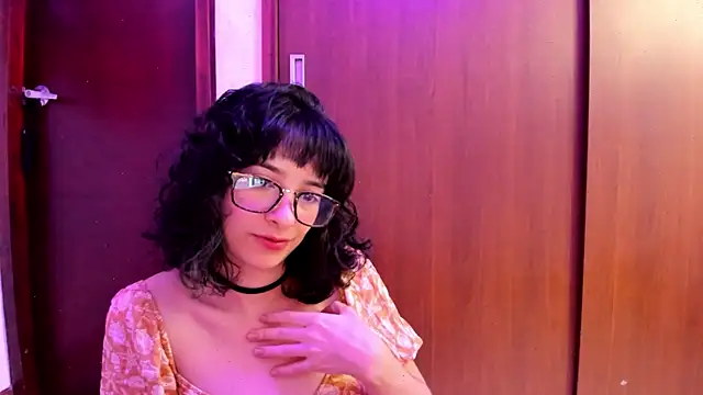  Lunnaa  online show from March 23, 4:05 am