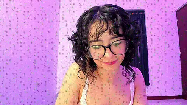  Lunnaa  online show from November 24, 12:43 am