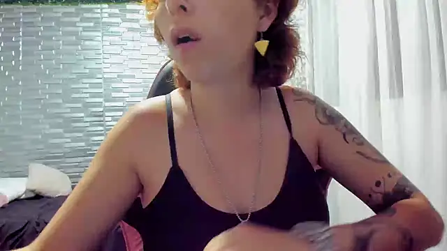 Ginger Sweetty online show from March 3, 3:57 am