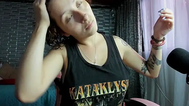 Ginger Sweetty online show from March 28, 11:17 pm