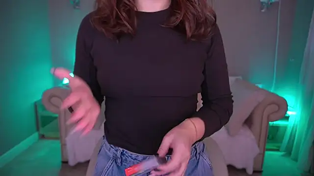 CassandraGood online show from November 16, 6:40 am