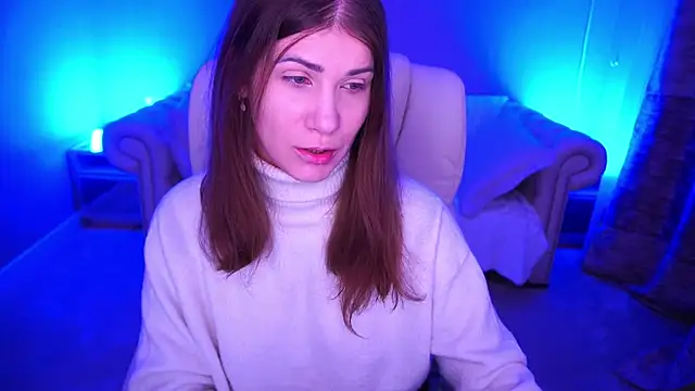 CassandraGood online show from December 3, 7:19 am