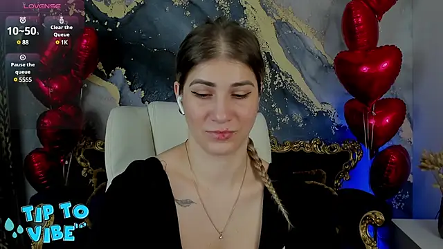 CassandraGood online show from February 13, 10:55 am
