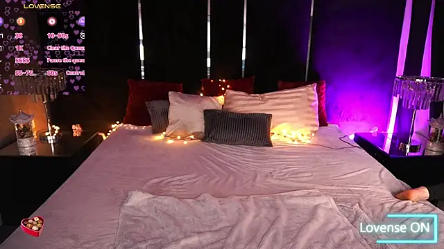 CassandraGood online show from February 25, 7:30 am