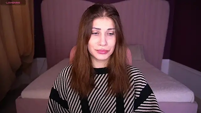 CassandraGood online show from November 20, 7:53 am