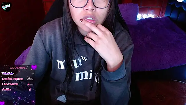 MidoriQuiinn online show from March 13, 2:55 pm