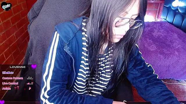 MidoriQuiinn online show from March 24, 3:01 pm