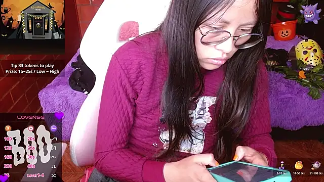 Snapshot of MidoriQuiinn chatting on October 29, 2:16 pm MidoriQuiinn online show from October 29, 2:16 pm